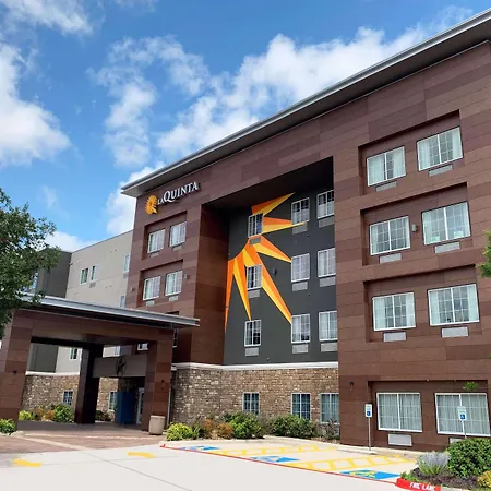 La Quinta Inn And Suites By Wyndham - Schertz
